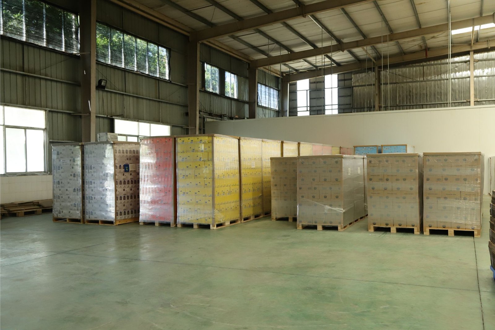 Pallets of packaged konjac food products ready for shipment